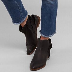 Garnet Hill “Nora” tie-back booties